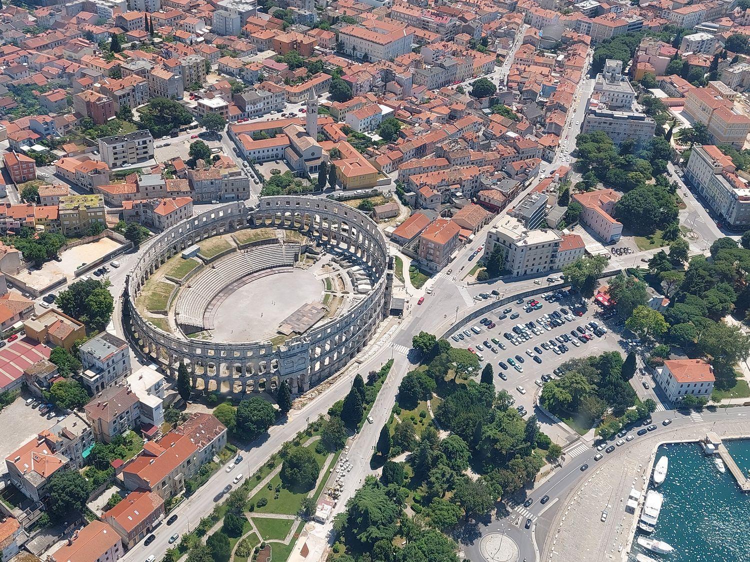 Neu Renovierte Ferienwohnung Mit Klima, Wlan, Waschmaschine, Tischfussball, Grill, Fahrraeder Und Einem Kinderspielplatz Štinjan Kültér fotó